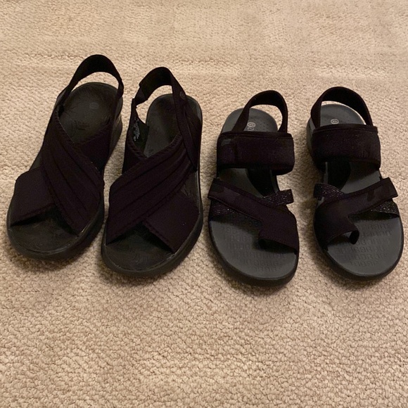 2 pairs of of BZees sandals . Both have been used.... 2 PAIRS! - Picture 16 of 16